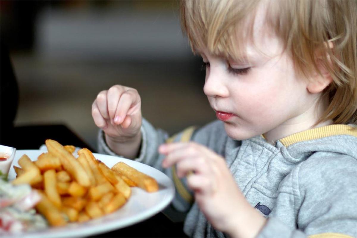 Kids who chew their food can avoid weight gain